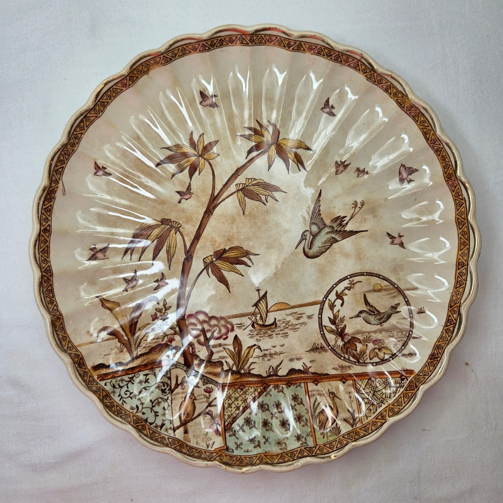 Antique E.M. & Co Tonquin Scalloped Plate Aesthetic Movement Japonesque 11.25"